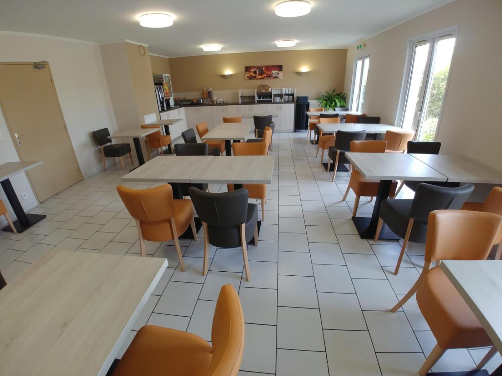 Hotel Altina Pacy-sur-Eure Eksteriør billede