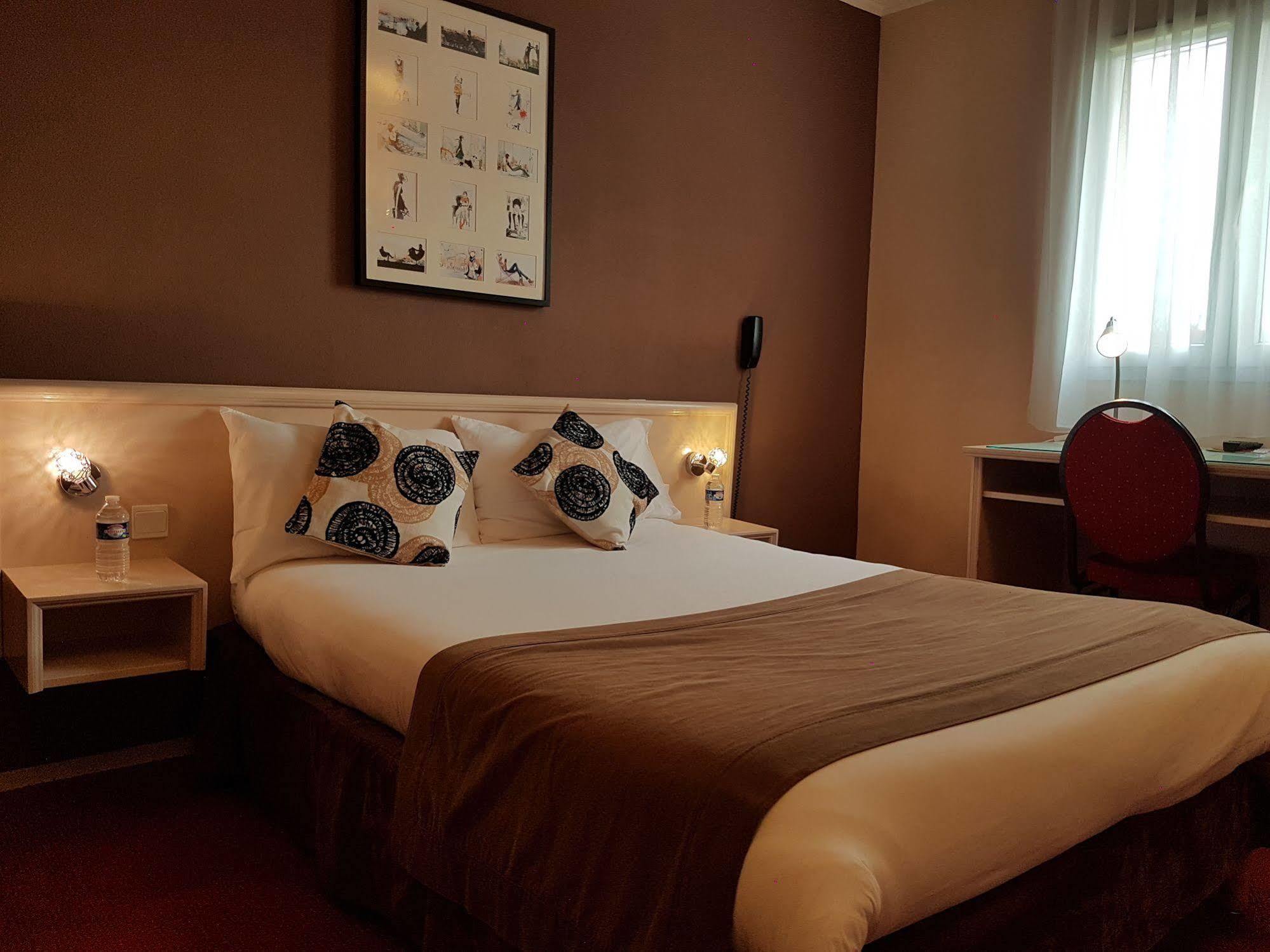 Hotel Altina Pacy-sur-Eure Eksteriør billede