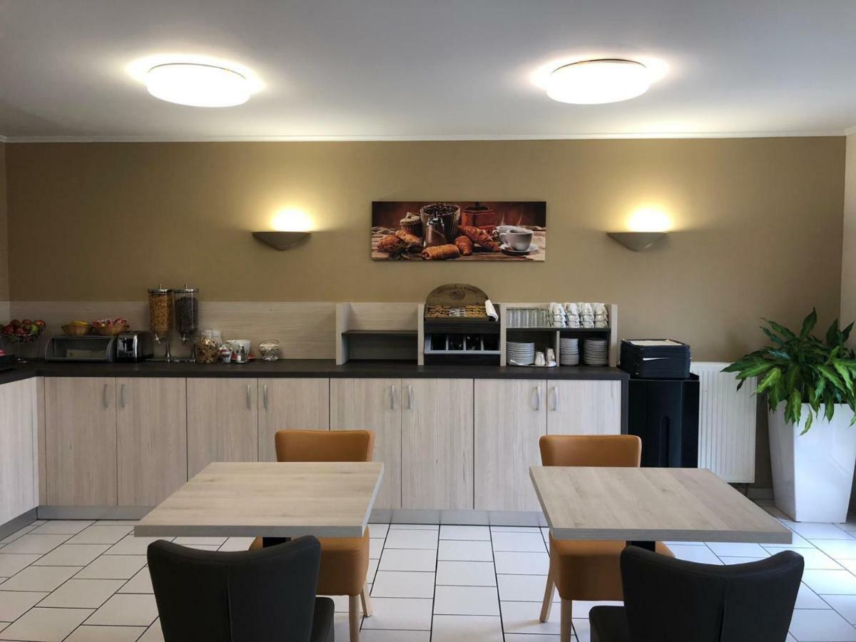 Hotel Altina Pacy-sur-Eure Eksteriør billede