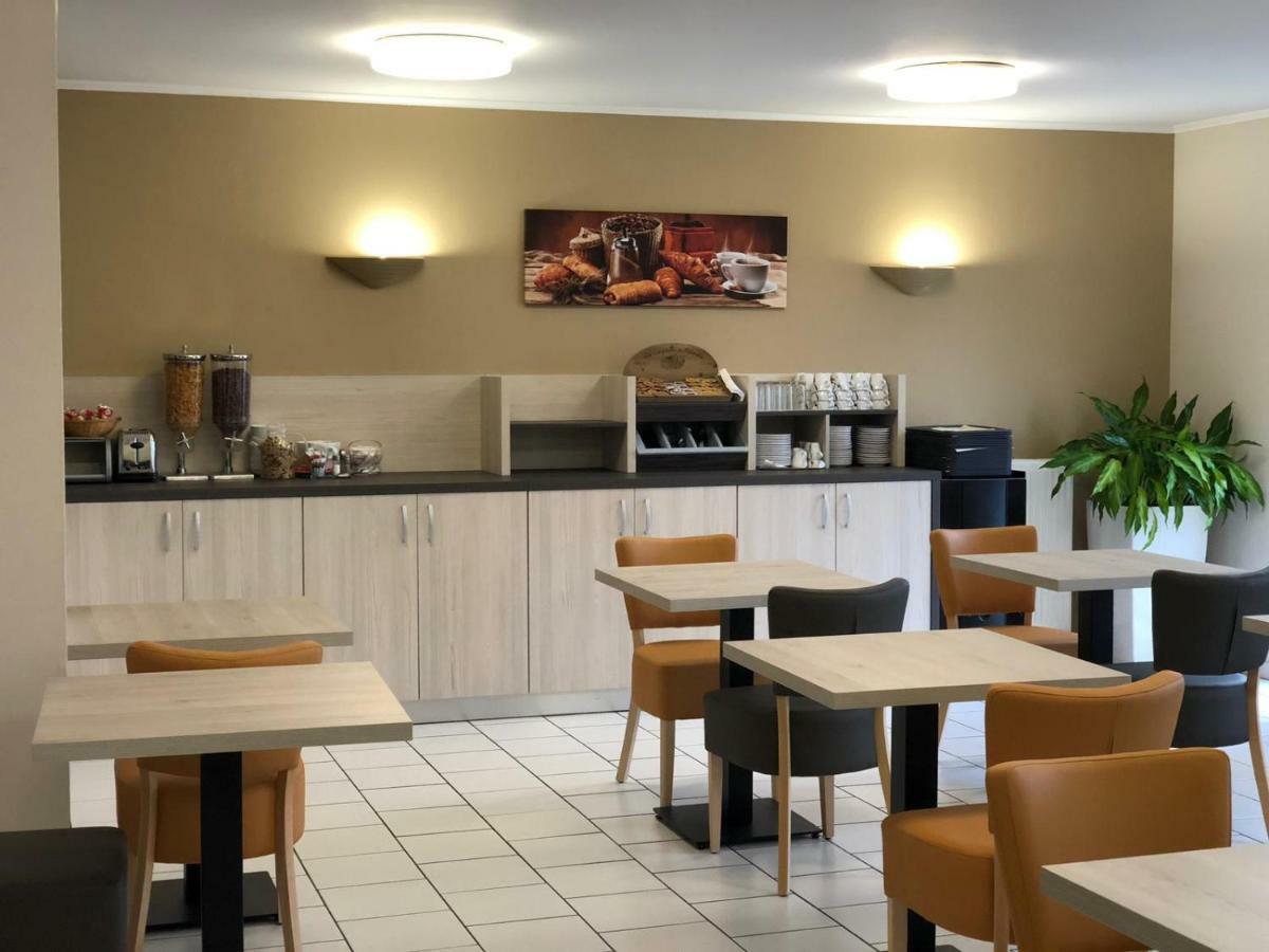 Hotel Altina Pacy-sur-Eure Eksteriør billede